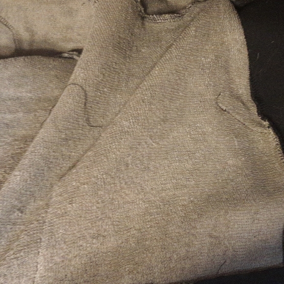 Victoria's Secret Pink Camouflage/Rose Gold lounge suit. - Picture 12 of 16